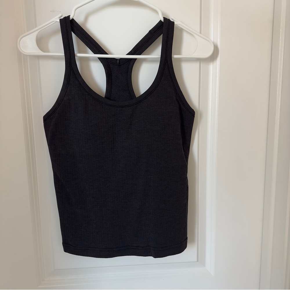 Lululemon Ebb to Street